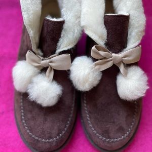 Ugg Pom Pom slippers size 10